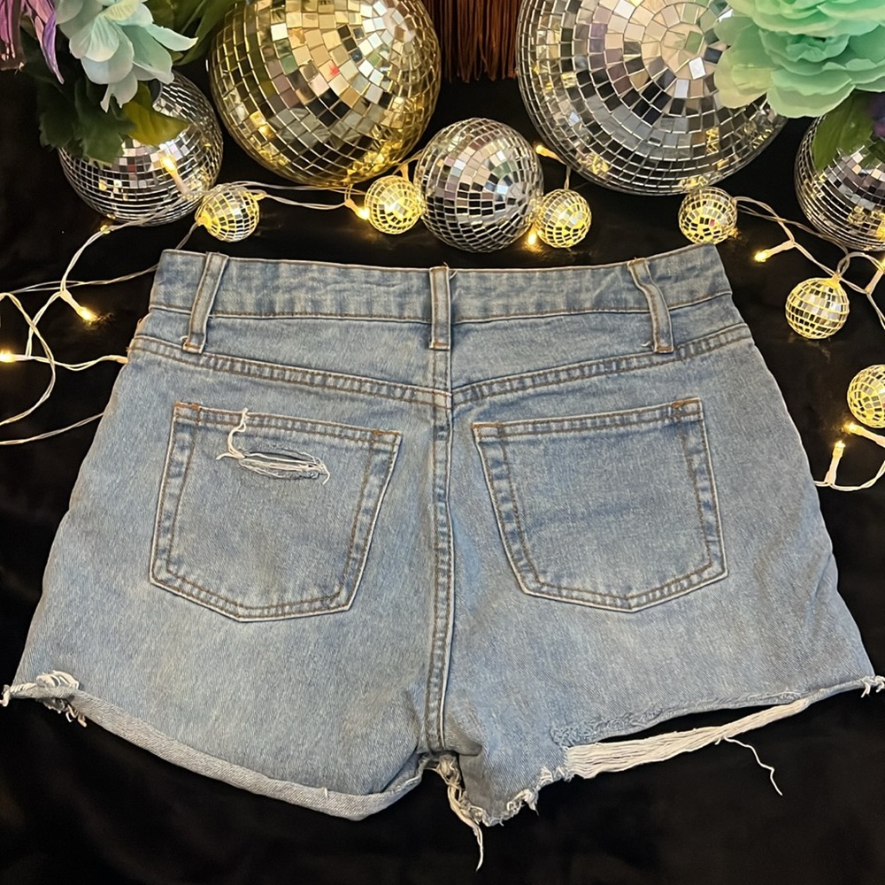 High Rise Cheeky Jean Shorts - Picture 6 of 6